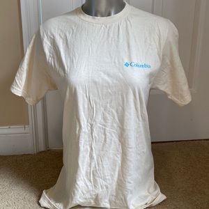 Columbia Women’s T-shirt Size Small